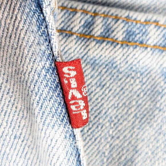 Levi’s 550 Shorts 33x11 Light Wash Denim Relaxed Fit Jeans Cutoff Made in Mexico - Picture 6 of 6